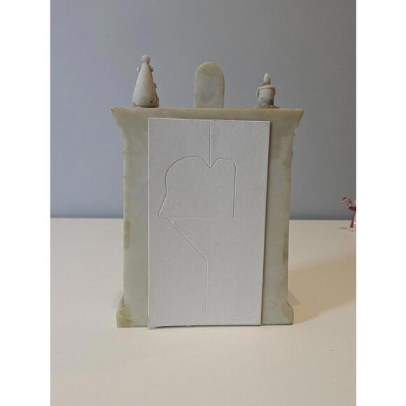 Enesco Christmas Mouse with Puppet Figurines and Dolls House Miniature Fireplace - Picture 7 of 9